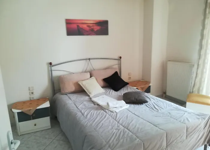 2nd Floor In * Βόλος