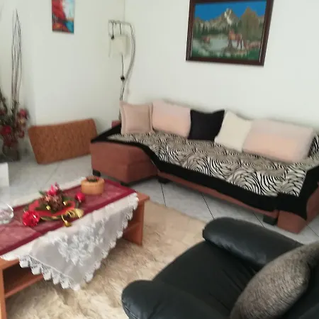 2nd Floor In *