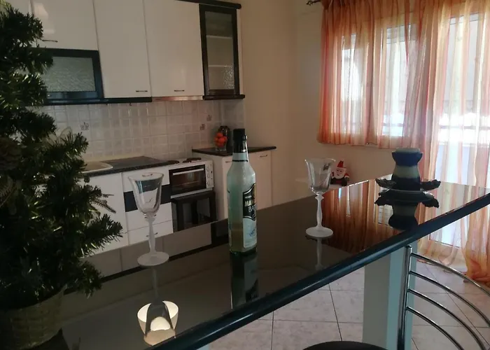 Lägenhet 2nd Floor In